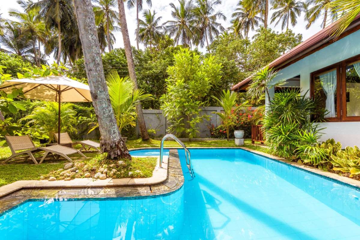 Creating Route Milestones in St. Cloud, Florida — pool service business insights