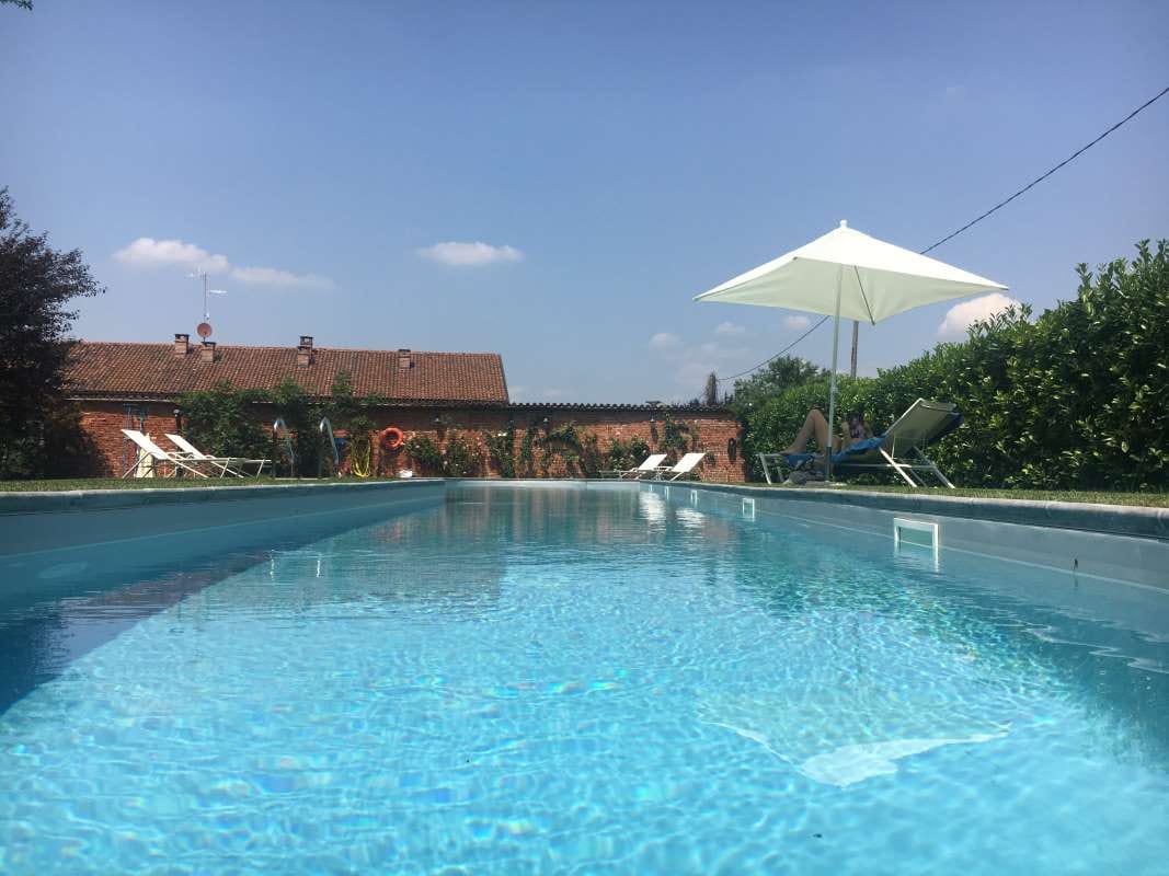 Customizing Your Services for Goodyear, Arizona Clients — pool service business insights