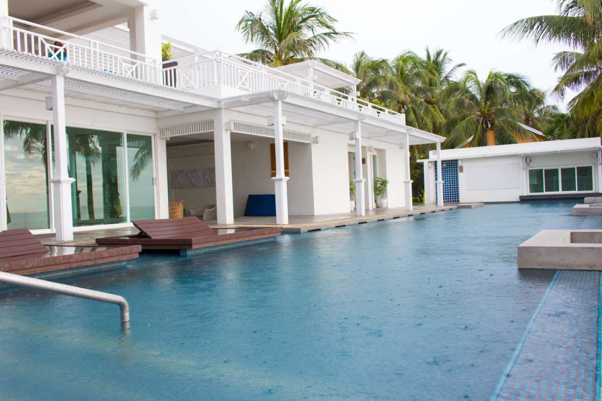 Discover the Pros and Cons of Owning a Pool Route in Dayton, Whitney, Winchester, Elko, and Boulder City — pool service business insights