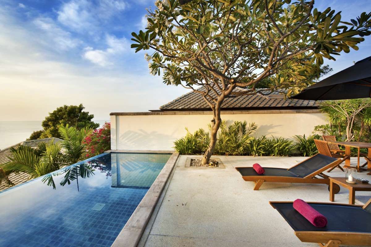 How Seasonal Shifts Impact Pool Care in Fort Worth — pool service business insights