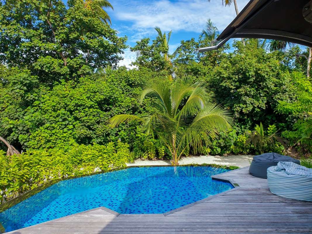 How to Inspect Pool Lights for Electrical Safety — pool service business insights