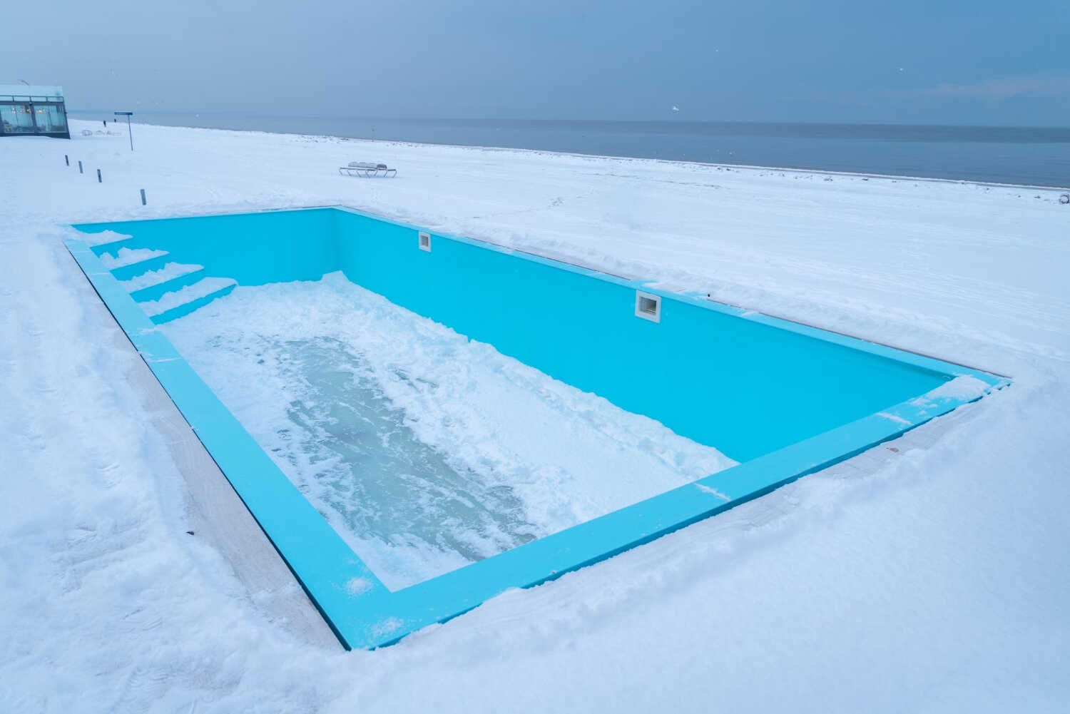 Is Pool Cleaning Still a Good Business to Start in 2025? — pool service business insights
