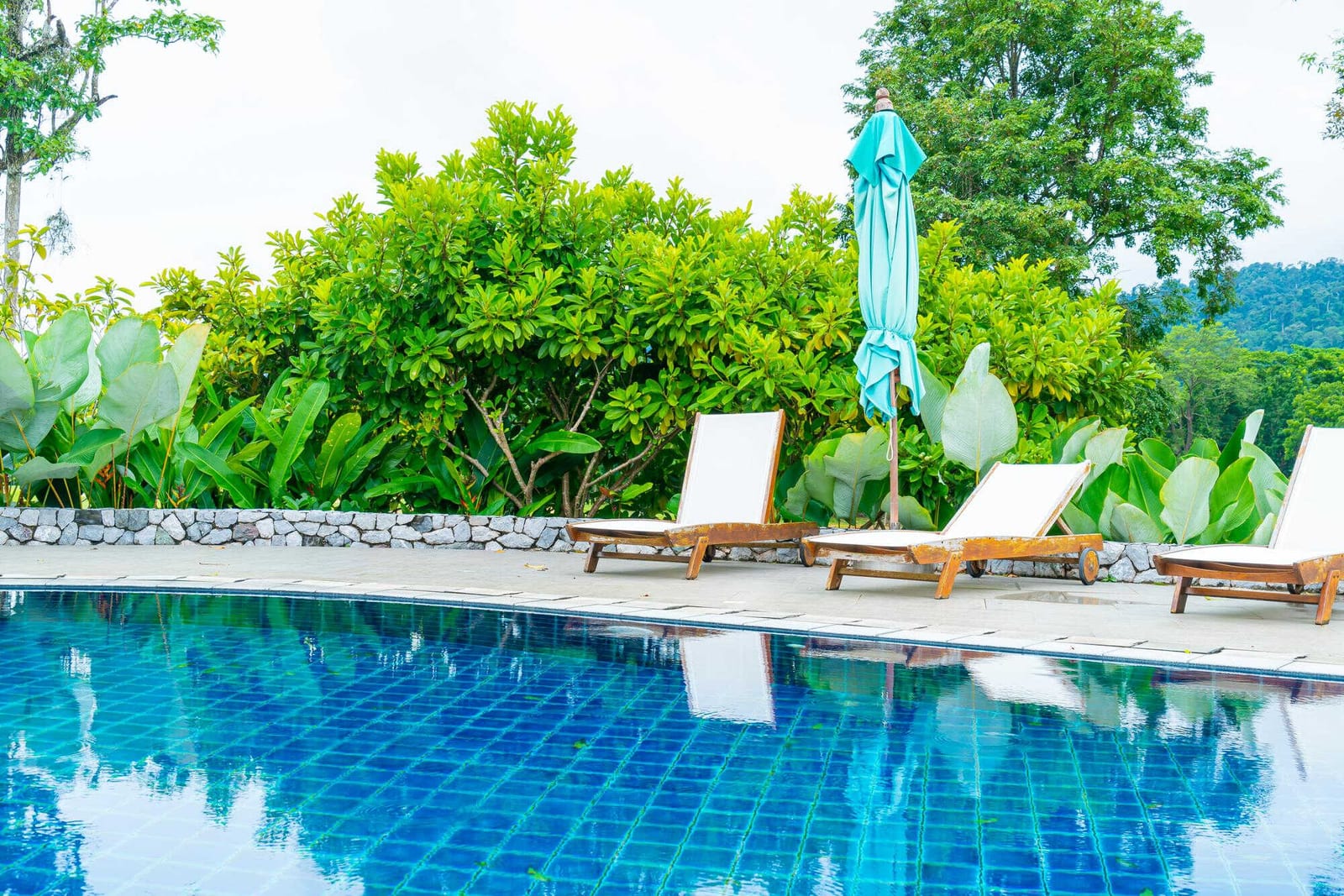 Managing Pool Routes Efficiently: A Complete Guide — pool service business insights