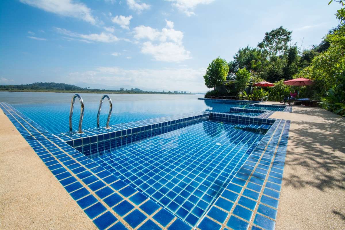 Motor Maintenance: Oiling, Replacing Bearings, and More — pool service business insights