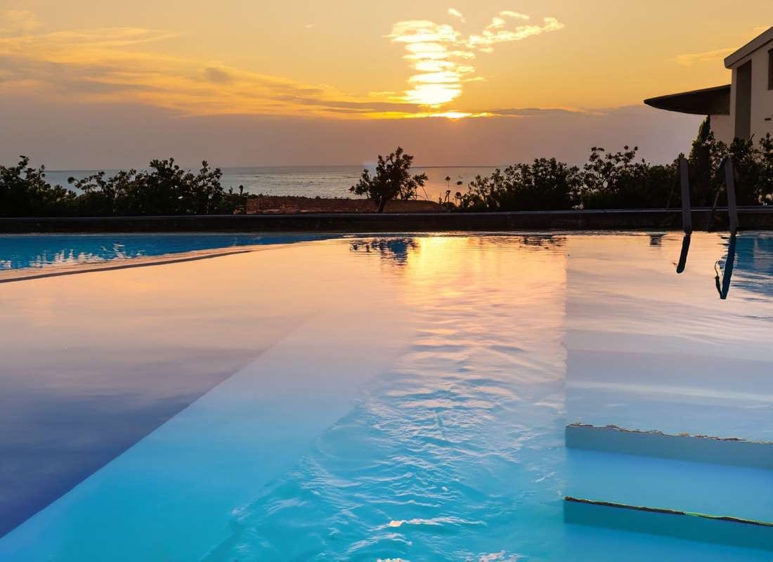 Onboarding Scripts for Casa Grande, Arizona Techs — pool service business insights