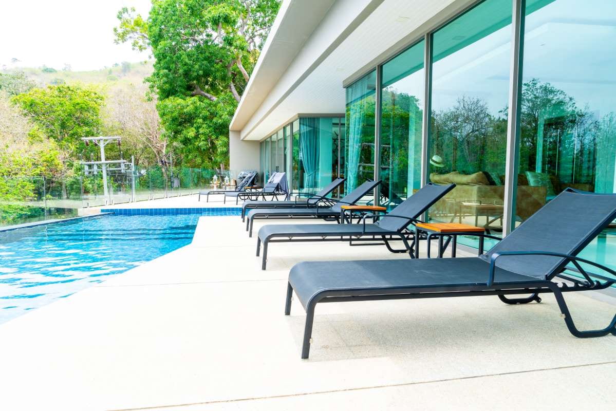 Pool Service Branding: Mistakes New Business Owners Should Avoid — pool service business insights