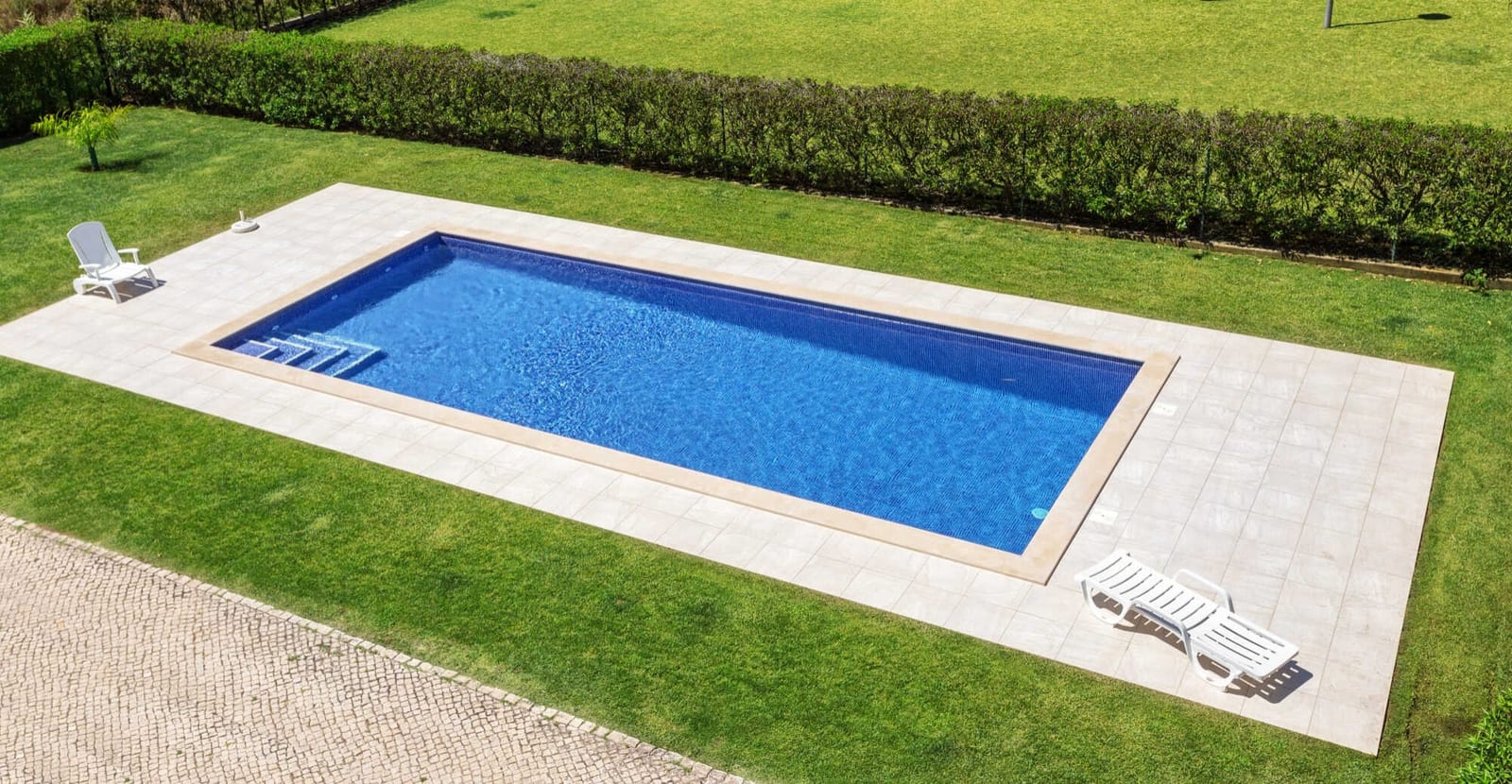 Seasonal Shifts: Adjusting to Nevada’s Winter Pool Maintenance Needs — pool service business insights