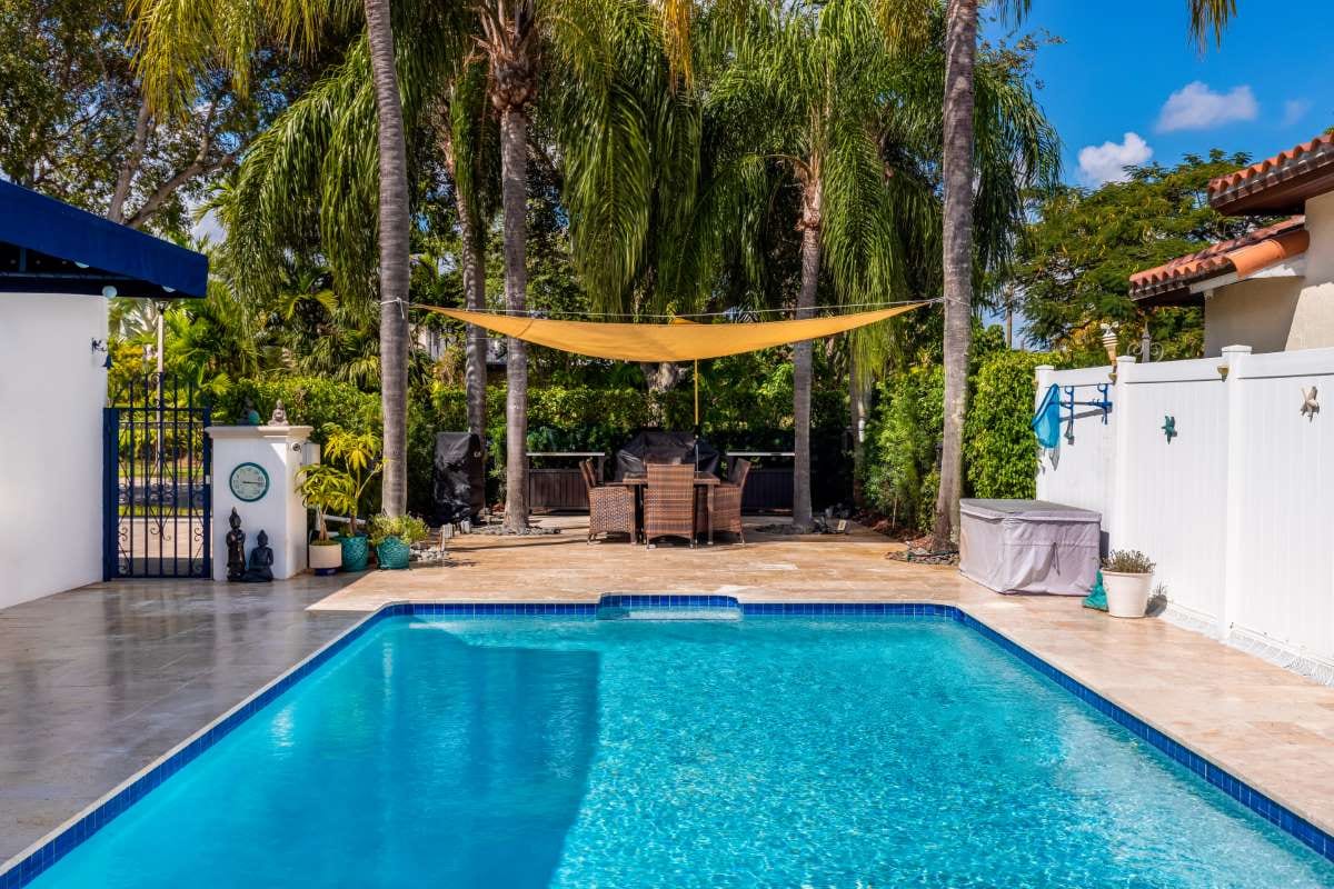 Service Business Leadership: Mistakes New Business Owners Should Avoid — pool service business insights