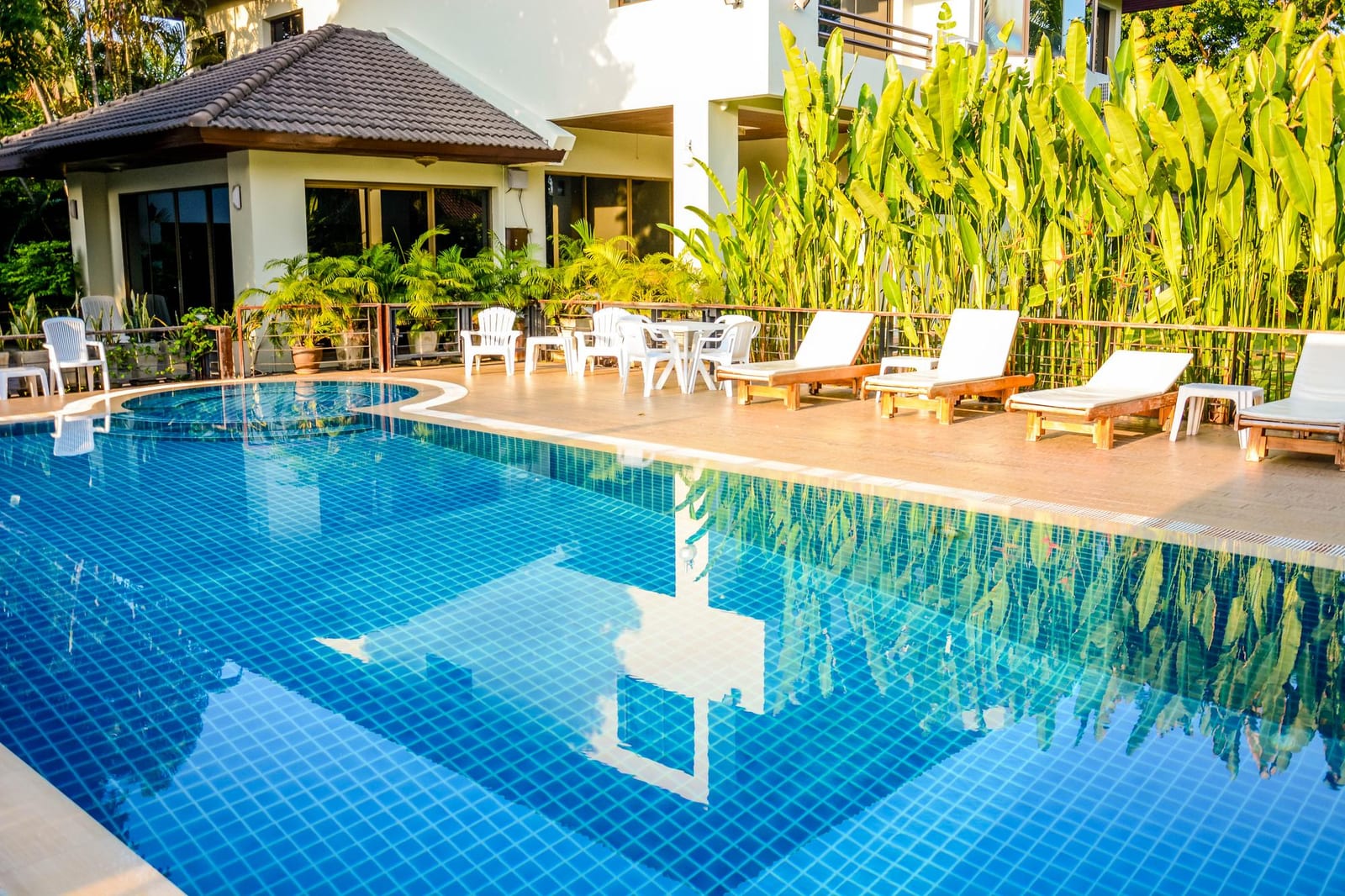 Signage That Sells: Designing Yard Signs for New Territories — pool service business insights