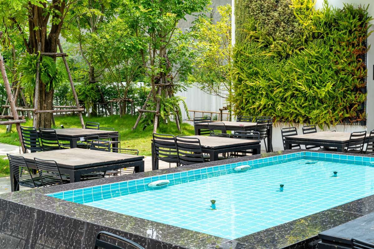 Starting With 20 Accounts: What You Should Know — pool service business insights