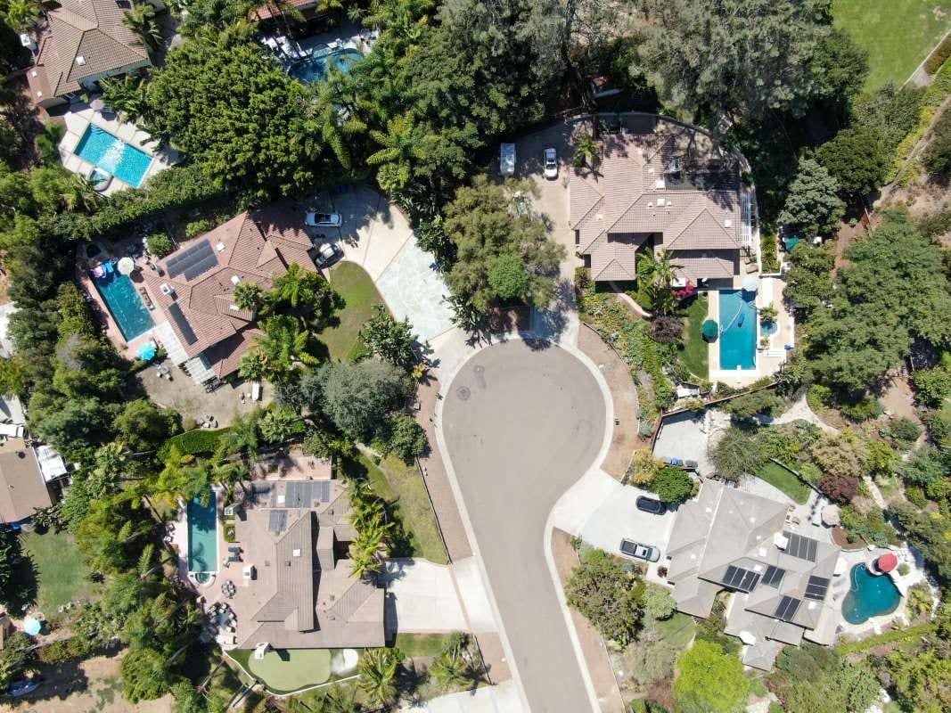 Swimming Pool Routes for Sale: Oldsmar, Weston, Orlando, South Bradenton, Pine Hills, FL — pool service business insights