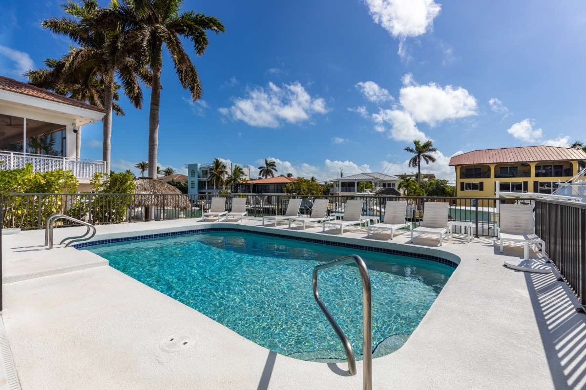 The Most Effective Ways to Reduce Fuel Costs in Pool Service — pool service business insights
