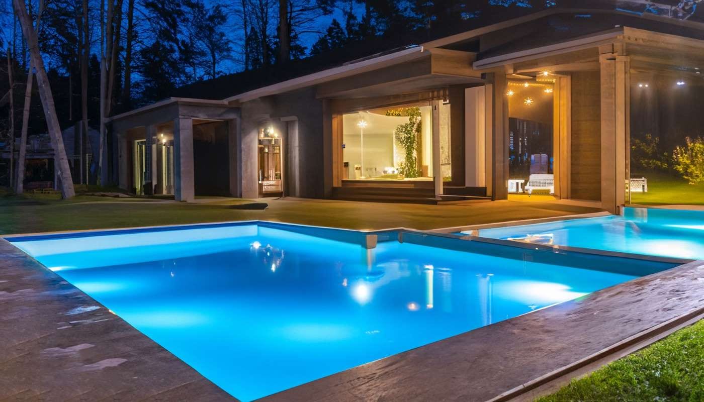 The Pool Service Demand Trends in Broward County — pool service business insights