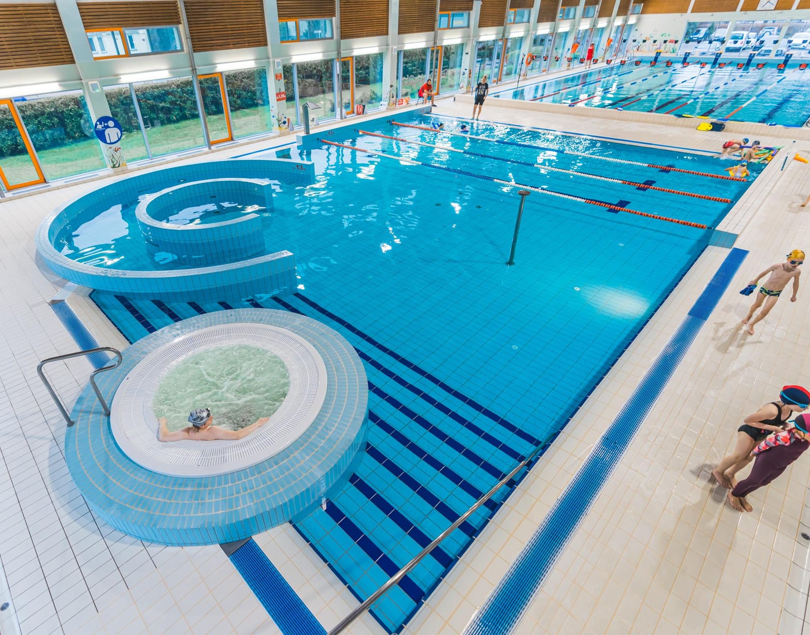 Tools for Managing Pool Chemicals on Routes in North Miami, Florida — pool service business insights