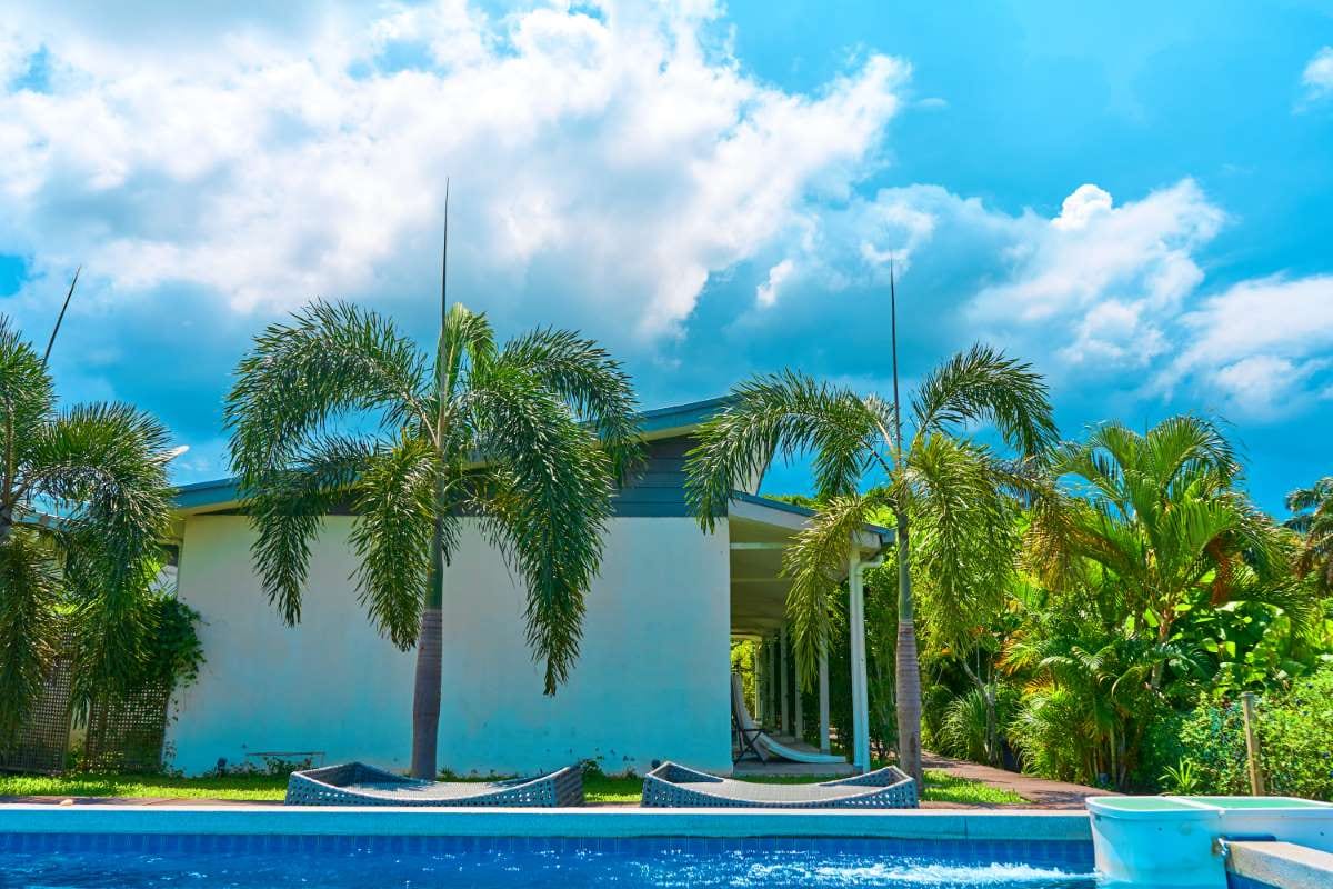 What is a Pool Service Route: Bradenton, Clearwater, Boulder City, Henderson, and North Las Vegas, FL & NV — pool service business insights