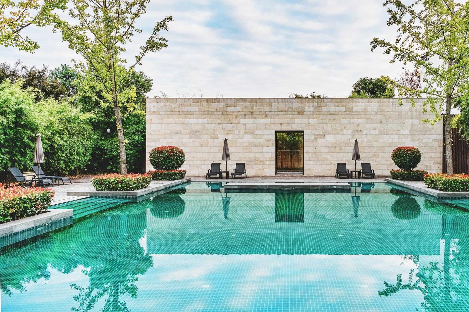 Why Homeowners Pay More for Technicians They Trust — pool service business insights