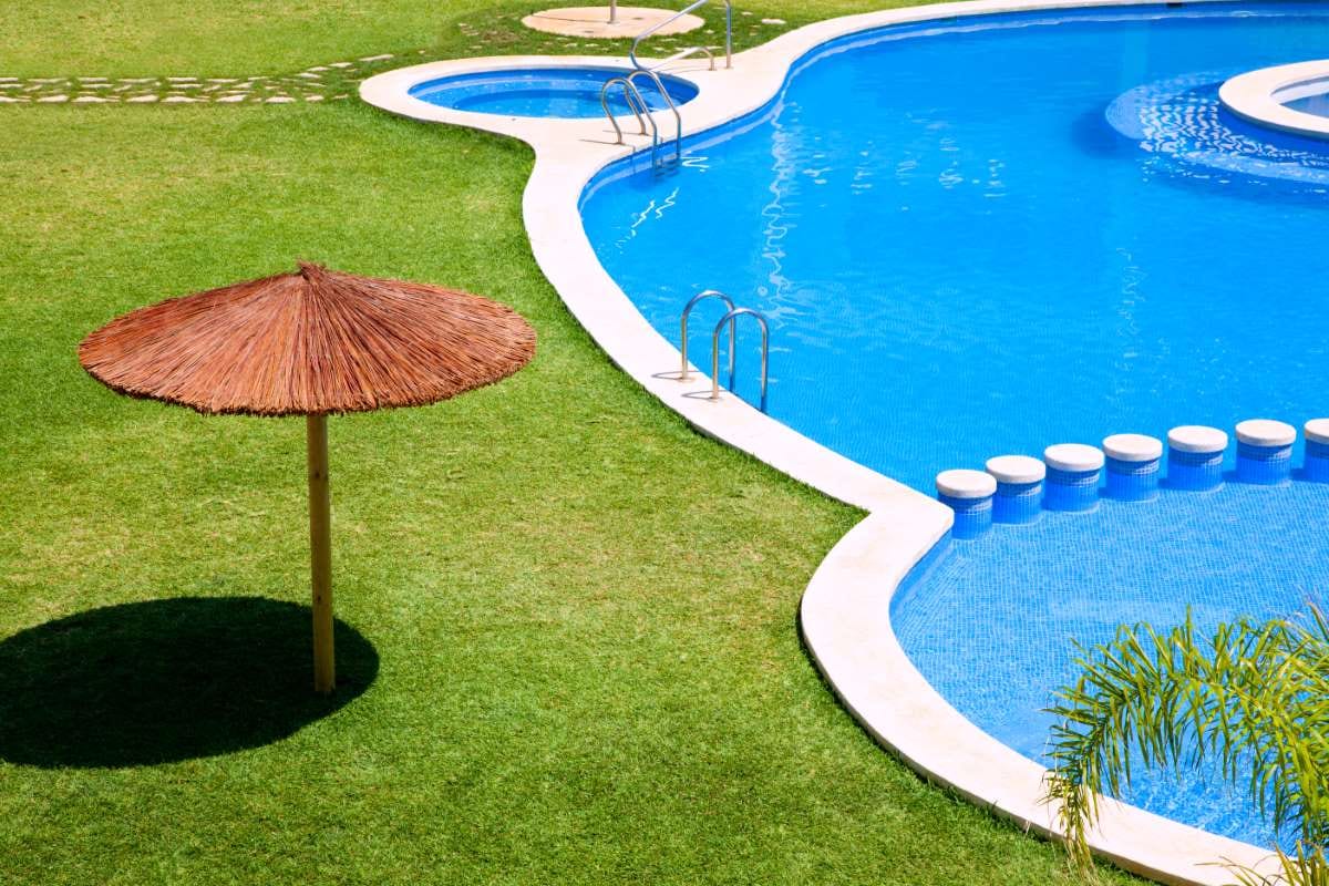 Why Understanding Workload Cycles Helps Prevent Overbooking — pool service business insights