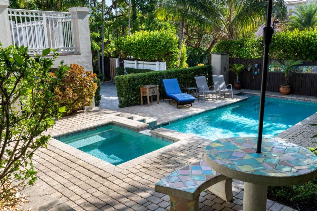 Service Consistency Metrics in Davie, Florida