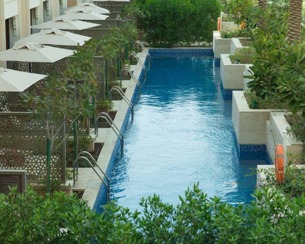 How to Offer Eco-Friendly Pool Maintenance Services