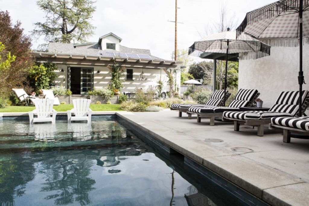 Why Veterans Excel at Starting Pool Service Companies